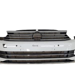 Bumper Volkswagen VW Passat B8 Highline 3G0 14-19 3G0807221A Voorbumper PJ1276