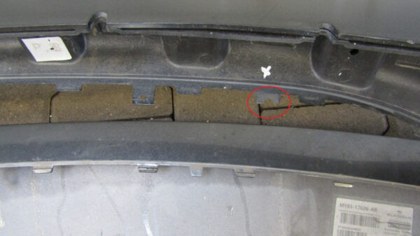 Bumper Aston Martin DBX 20- GOMY83-17D957 Voorbumper Q3426