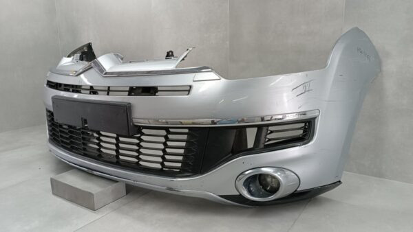 Bumper Citroen C-Crosser 07-12 6400B841 Voorbumper HK1164