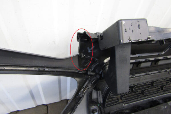 Bumper Citroen C3 III 3 FACELIFT20-98359411 Voorbumper KJ8625