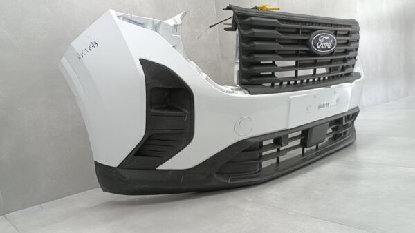 Bumper FORD TRANSIT COURIER MK3 III 23-R2X6-17757-A Voorbumper HK1079