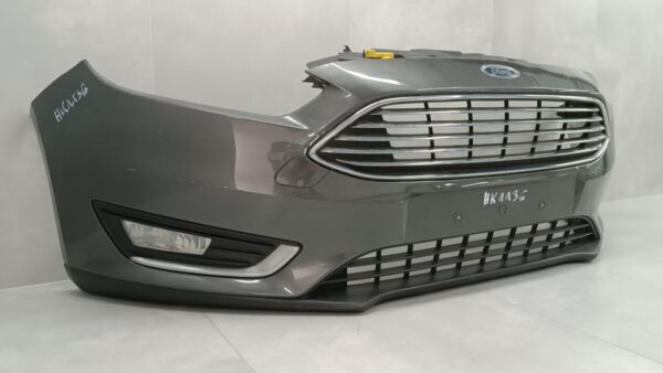 Bumper  Ford Focus Mk3 III FACELIFT 14- Voorbumper  HK1136
