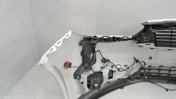 Bumper Ford Focus Mk3 III FACELIFT 14- F1EB-17757-AJ Voorbumper HK1137