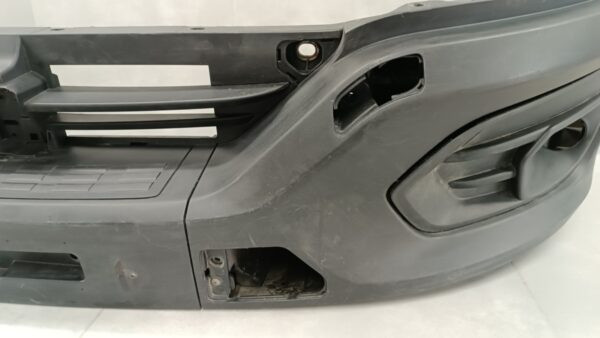 Bumper Iveco Daily IV FACELIFT 19-24 105802313252 Voorbumper HK1161
