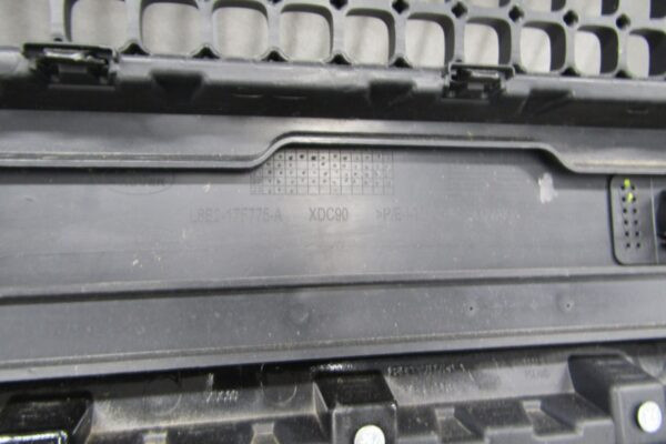 Bumper Land Rover Defender 2 II L663 20- L8B2-17E778-A Voorbumper MK4567