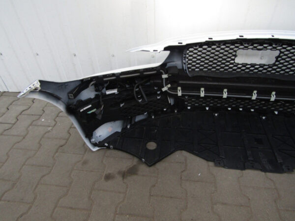Bumper Jaguar XE 15- Voorbumper Q5149