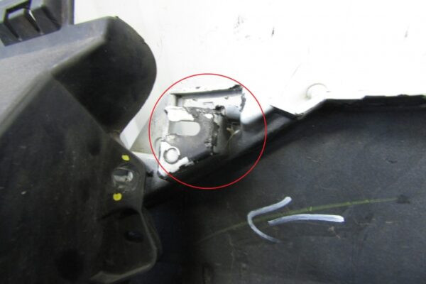 Bumper Dacia Lodgy 12-17 620223689R Voorbumper Q2638