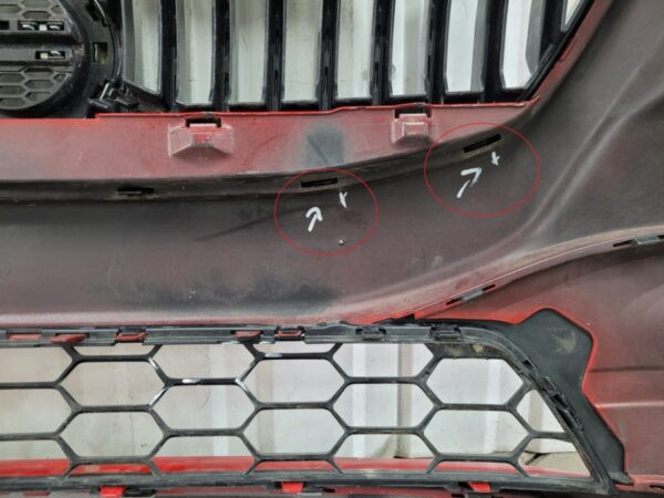Bumper Volvo V40 2 II Cross Country FACELIFT 16-19  31353310 Voorbumper PJ1355