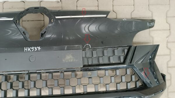 Bumper RENAULT MEGANE V 5 E-TECH 22- / + narożnik Voorbumper HK937
