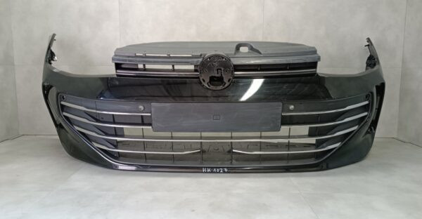 Bumper Volkswagen VW Passat B9 3J0 24-3J0807221 Voorbumper HK1027