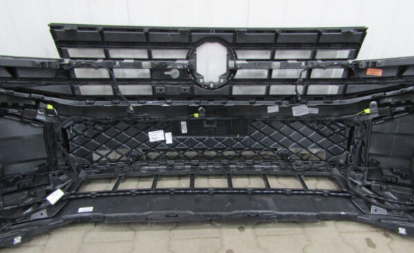 Bumper Volkswagen VW Touareg III 760 FACELIFT R lijn 23- 760853651AF Voorbumper HK729
