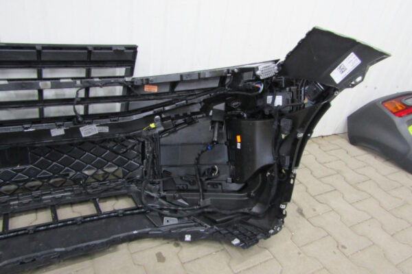 Bumper Volkswagen VW Touareg III 760 FACELIFT R lijn 23- 760853651AF Voorbumper HK729