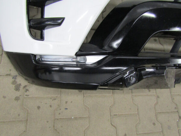 Bumper Land Rover Discovery R Dynamic FACELIFT 21-  MY42-17F003-AW Voorbumper MK3485