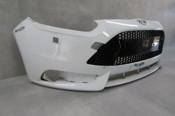 Bumper Ford Focus ST MK3 III 10-14 CM51-17757-A Voorbumper MK4559