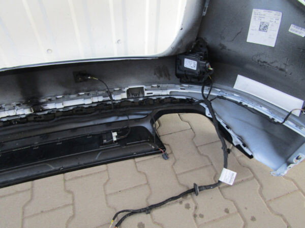 Bumper Volkswagen VW Touareg III R-Line RLINE 760 18-/RADARY 760807421 Achterbumper KJ7908