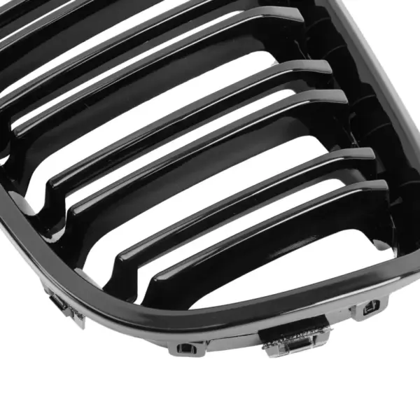 Grill Hoogglans Zwart Niergrill dubbele brug BMW 1 Serie F20 F21 (prefacelift 2011-2015) Grille