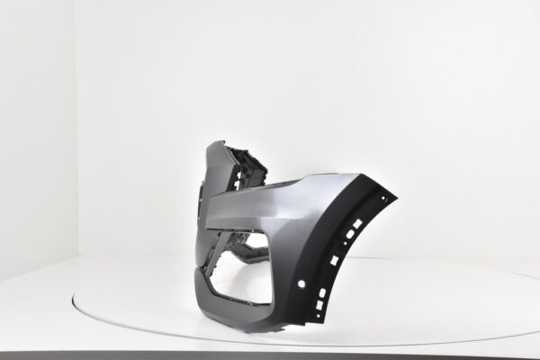 Bumper AUDI Q8 4M8 REGULAR 6XPDC Voorbumper