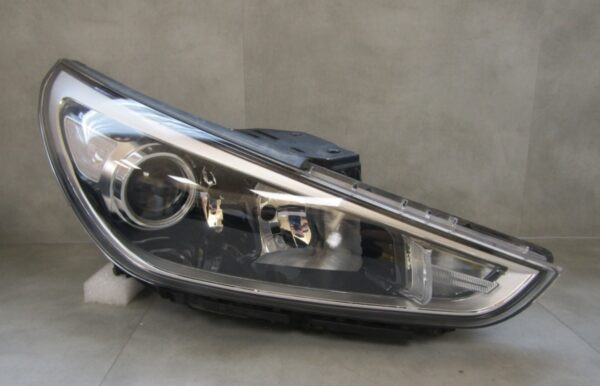 Koplamp Hyundai I30 III standaard lens 17-20 rechts 92102G4020 A1421/5K/3C