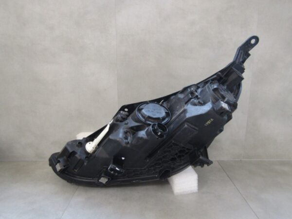 Koplamp Hyundai I30 III standaard lens 17-20 rechts 92102G4020 A1421/5K/3C
