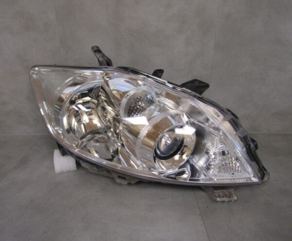 KOPLAMP TOYOTA AURIS LENS RECHTS 09-12 81110-02A40 A1399/4K/6A