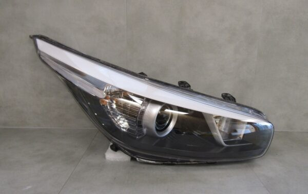 KOPLAMP KIA CEED 2 II GT PROCEED XENON PROCEED 12- RH RECHTS 92102-A2481 S1327/F216