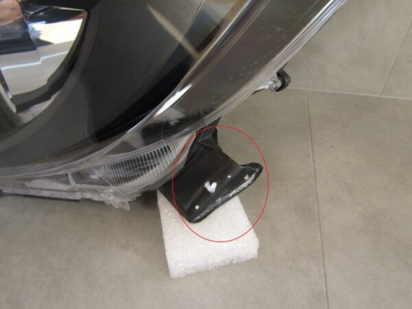 KOPLAMP TOYOTA YARIS 4 IV STANDAARD LENS 20- / MAZDA 2 22- LH A1406/4K/15D