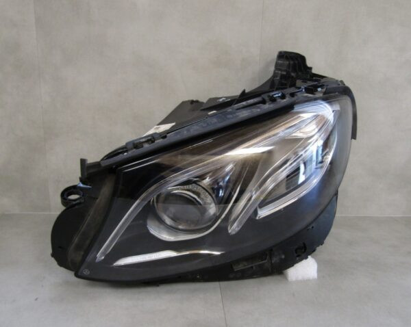 Koplamp Mercedes E KLASSE W213 Full LED Multibeam Blue Hybride 16-20 LH A2139064704 LINKS  S1380/D116