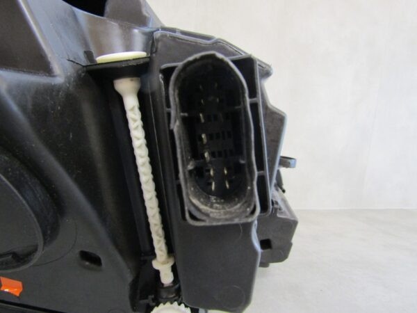 Koplamp Mercedes E KLASSE W213 Full LED Multibeam Blue Hybride 16-20 LH A2139064704 LINKS  S1380/D116