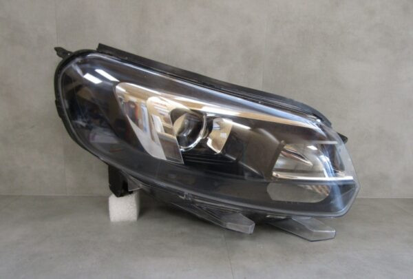 KOPLAMP OPEL VIVARO C 19-23 ZAFIRA D XENON RH RECHTS S1379/D125