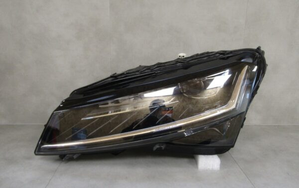 KOPLAMP SKODA SUPERB 3 III FACELIFT FULL LED 19- LH 3V1941015D LINKS S1281/F85