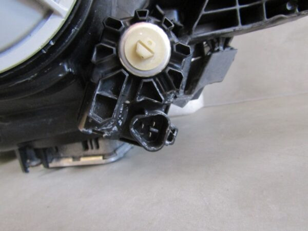 KOPLAMP MITSUBISHI PAJERO IV 4 06- XENON RECHTS  A1469/4K/3C