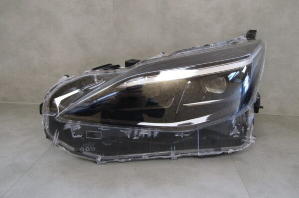 KOPLAMP TOYOTA YARIS CROSS VOLLEDIG LED 17-22 LH LINKS FULL LED A1385/5K/1G