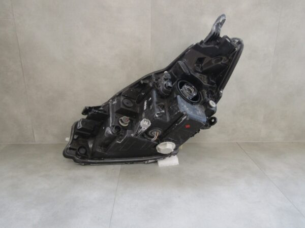 KOPLAMP TOYOTA YARIS 3 III FACELIFT STANDAARD LENS + LED 17-20 RH RECHTS S1297/C231