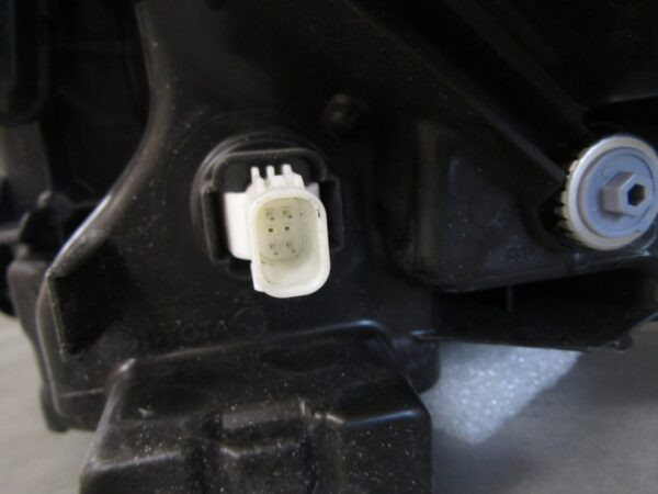 KOPLAMP TOYOTA YARIS IV 4 LED RECHTS MAZDA 2 20- S1313/E225