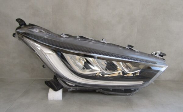 KOPLAMP TOYOTA YARIS IV 4 LED RECHTS MAZDA 2 20- S1338/B56