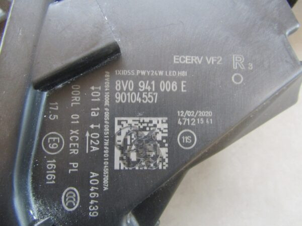 Koplamp Audi A3 8V XENON 12-16 RH 8V0941006E RECHTS Q1225/C218