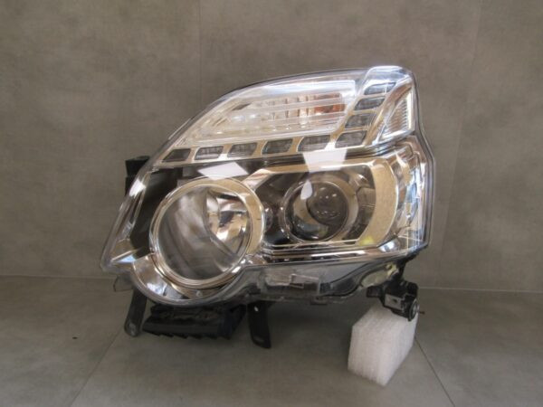 KOPLAMP Nissan X Trail T31 FACELIFT Normale Lens 10-13 LH Links Q1221/K5 13G