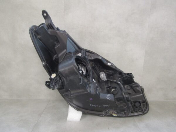 KOPLAMP Toyota Yaris 3 III HYBRIDE Standaard Lens 12-14 LH Links Q1268/C178