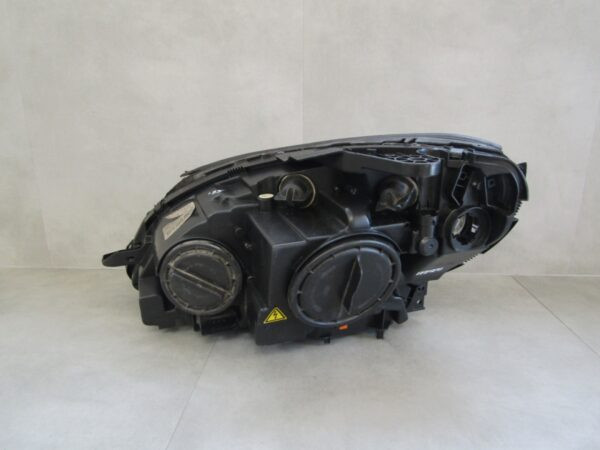 Mercedes C-Klasse W204 XENON 07-11 RH RECHTS A2048209061  Q1195/K4 4A