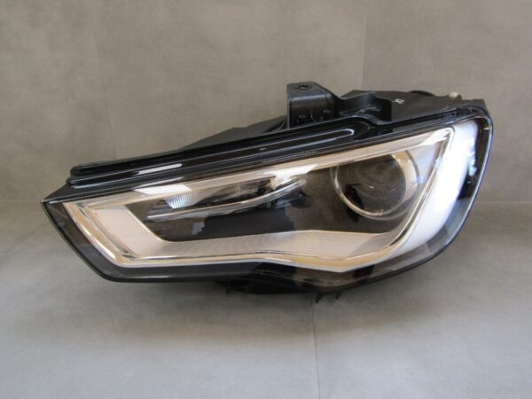Koplamp Audi A3 8V XENON 12-16 LH LINKS 8V0941005 Q1231/K5 7G