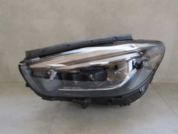 KOPLAMP Mercedes B-KLASSE W247 MULTIBEAM FULL LED- 18-22 LH LINKS A2479061903 Q1160/F235