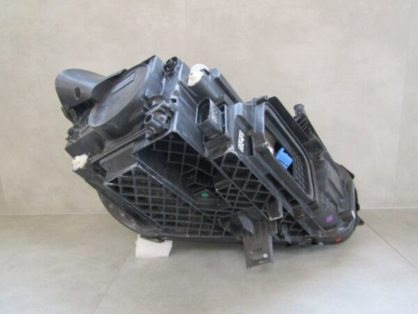 KOPLAMP Mercedes B-KLASSE W247 MULTIBEAM FULL LED- 18-22 LH LINKS A2479061903 Q1160/F235