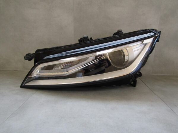 Koplamp Audi TT 8S0 XENON + LED 14-19 LH LINKS 8S0941005F Q1164/E60