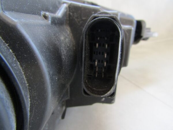 Koplamp Audi TT 8S0 XENON + LED 14-19 LH LINKS 8S0941005F Q1164/E60