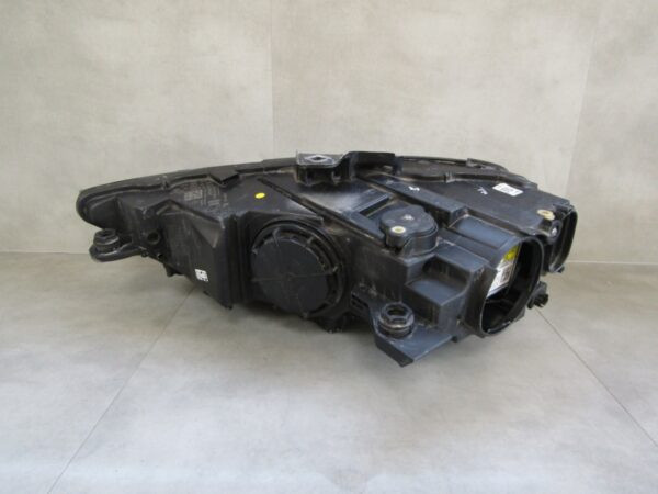 Koplamp Audi A3 8V ETRON E-TRON FACELIFT XENON 16-20 RH 8V0941006H Q1154/K4 9C
