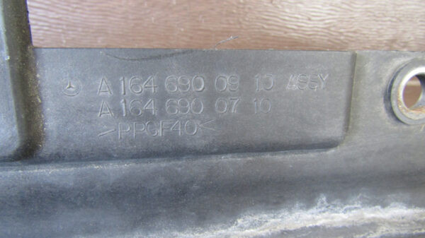 Zijskirt Dorpellijst Rechts Mercedes ML 164 05-11 A1646901210  A1646901410 Dorpel P11999