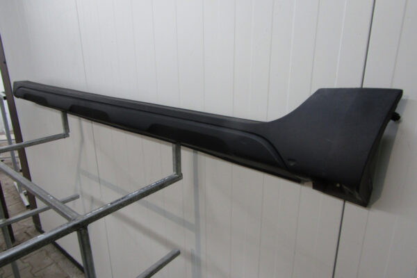 Zijskirt Dorpellijst Links Dacia Duster II 2 17-24  76851-9302 Dorpel P13652