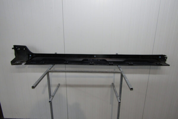 Zijskirt Dorpellijst Links Dacia Duster II 2 17-24  76851-9302 Dorpel P13652