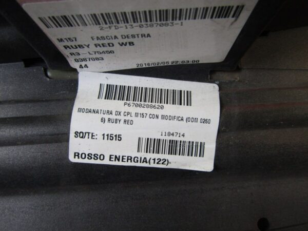 Zijskirt Dorpellijst Rechts Maserati GHIBLI M157 13-670010791 Dorpel P8272