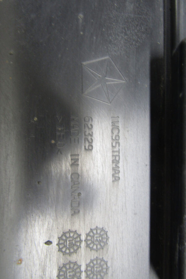 Zijskirt Dorpellijst Links JEEP Grand Cherokee WK2 SUMMIT 10-21 1wc95trmaa Dorpel P15334